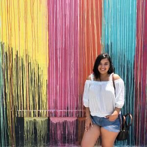 Meet your Posher, Danielle